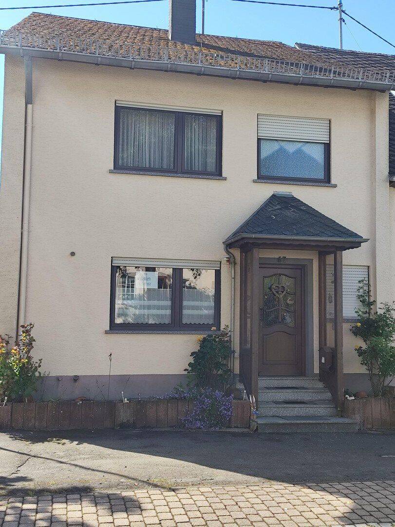 Einfamilienhaus mit weiterem Haus, 54497 Morbach