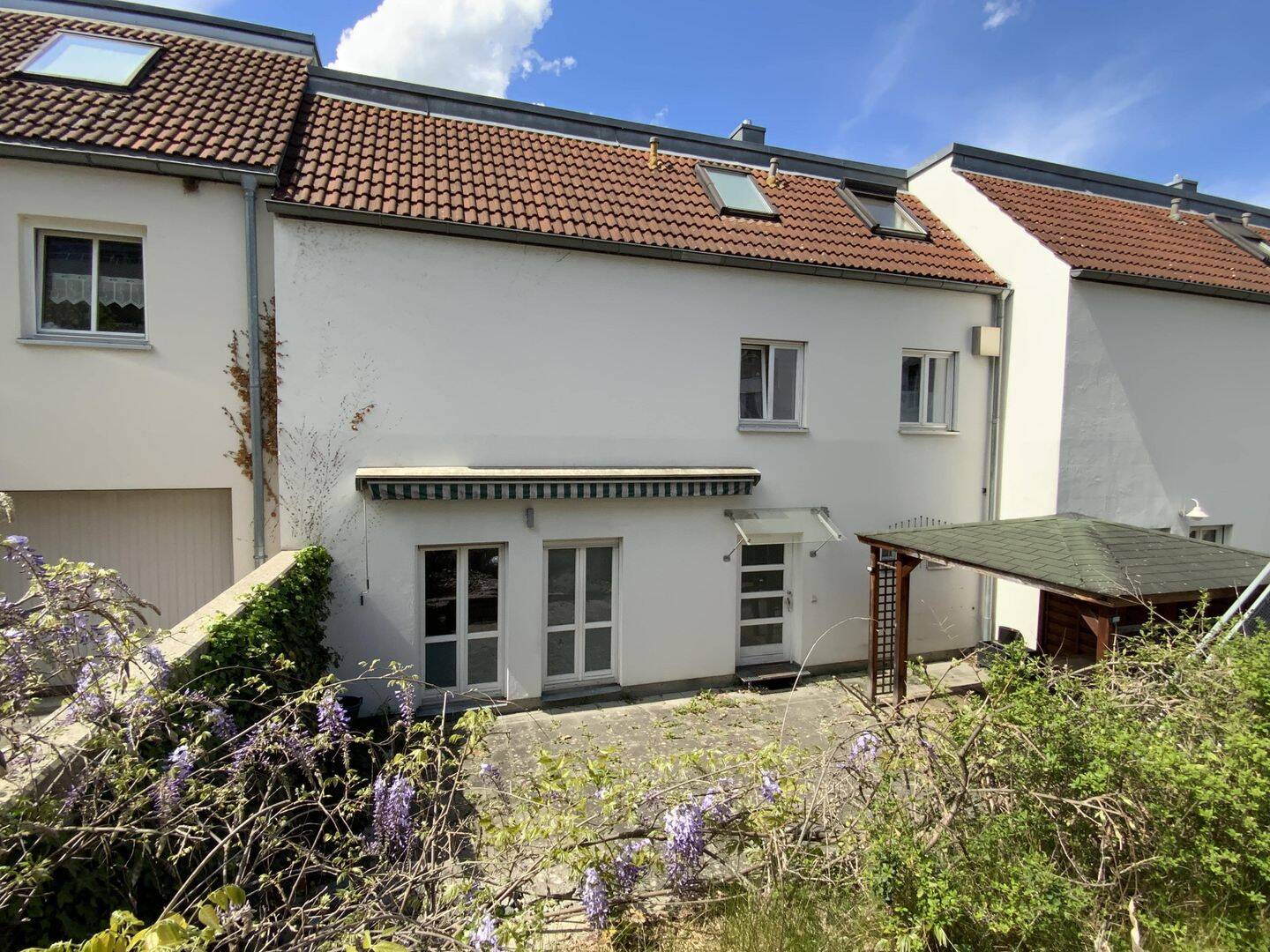 Reihenmittelhaus in Eichstätt mit Einliegerwohnung – Weil die richtige Lage den Unterschied macht, 85072 Eichstätt