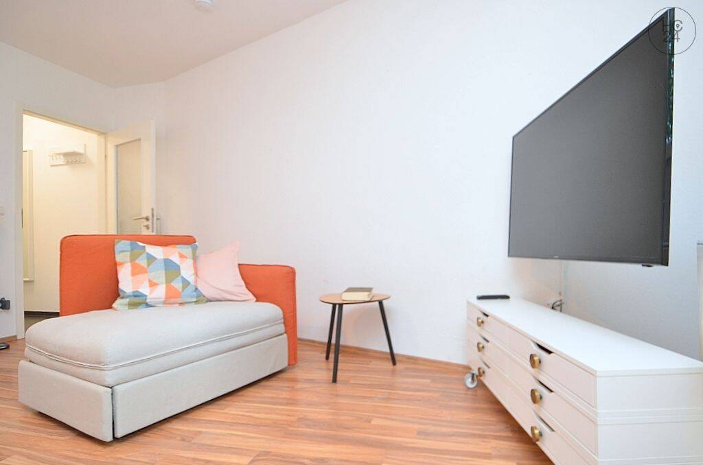 Gemütlich möbliertes Apartment mit WLAN, Balkon und Stellplatz im beliebten Stadtteil in Nürnberg, 90489 Nürnberg (Gärten bei Wöhrd Rennweg Veilhof Wöhrd)