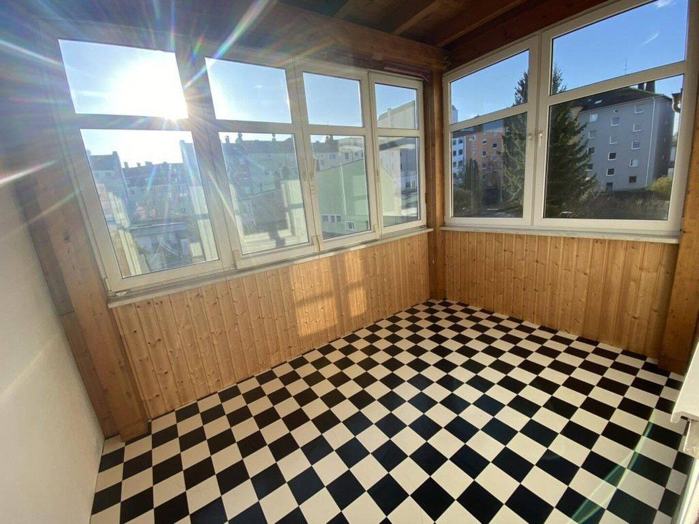 Großzügige 4-Raumwohnung, 95028 Hof (Haidt Innenstadt Jägersruh Leimitz)