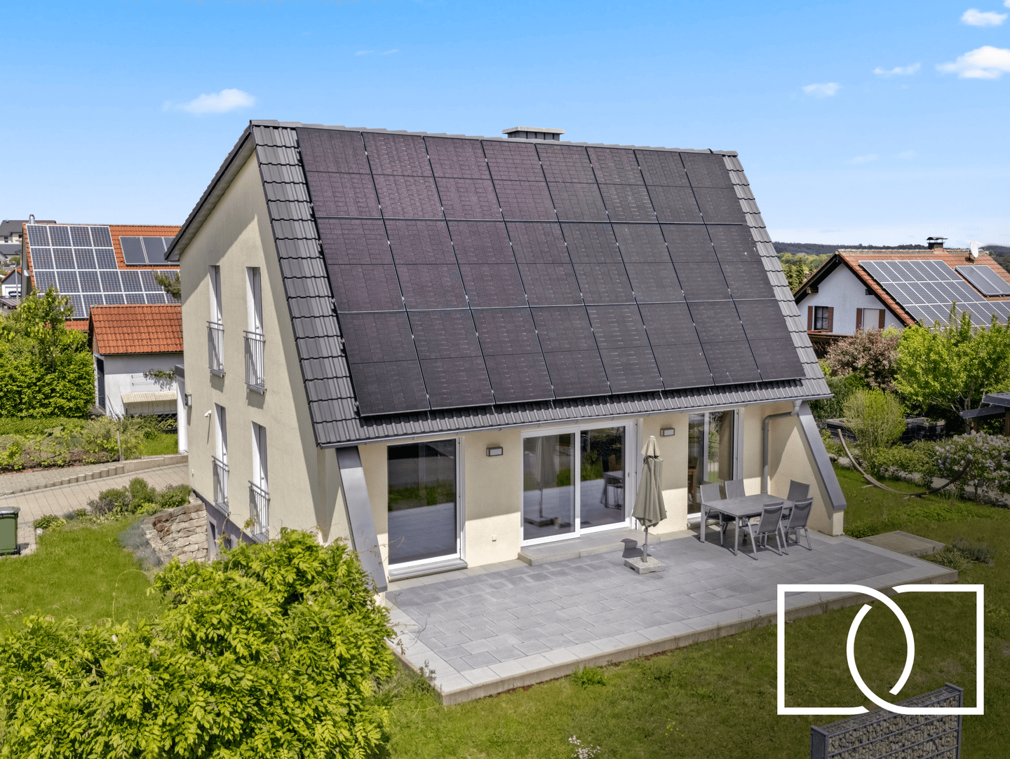Energieeffizientes Architektenhaus! Hochwertiges Einfamilienhaus in traumhafter Lage mit ELW, 91322 Gräfenberg
