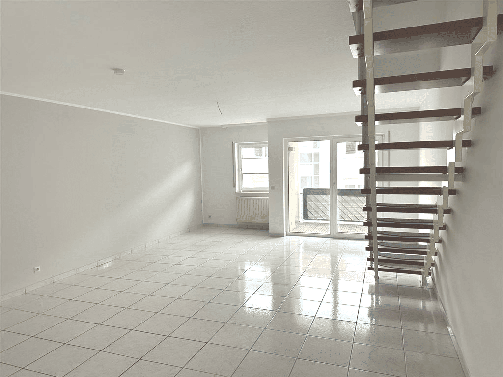 *** Zentral * Charmant * 2 Ebenen * 3 Balkone * Ihr neues Zuhause mitten in Worms ***, 67547 Worms (Innenstadt Weinsheim)