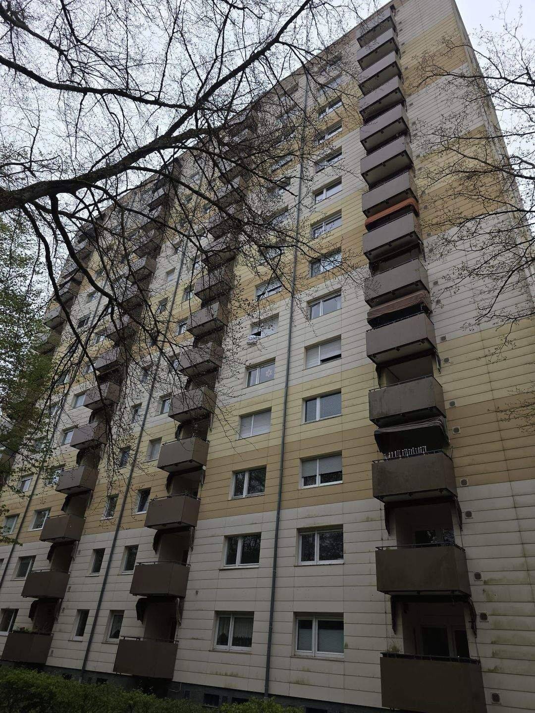 Schöne, gemütliche 2,5 Zimmer-WHG in der beliebten Karlsruher Waldstadt, 76139 Karlsruhe (Hagsfeld Rintheim Waldstadt)