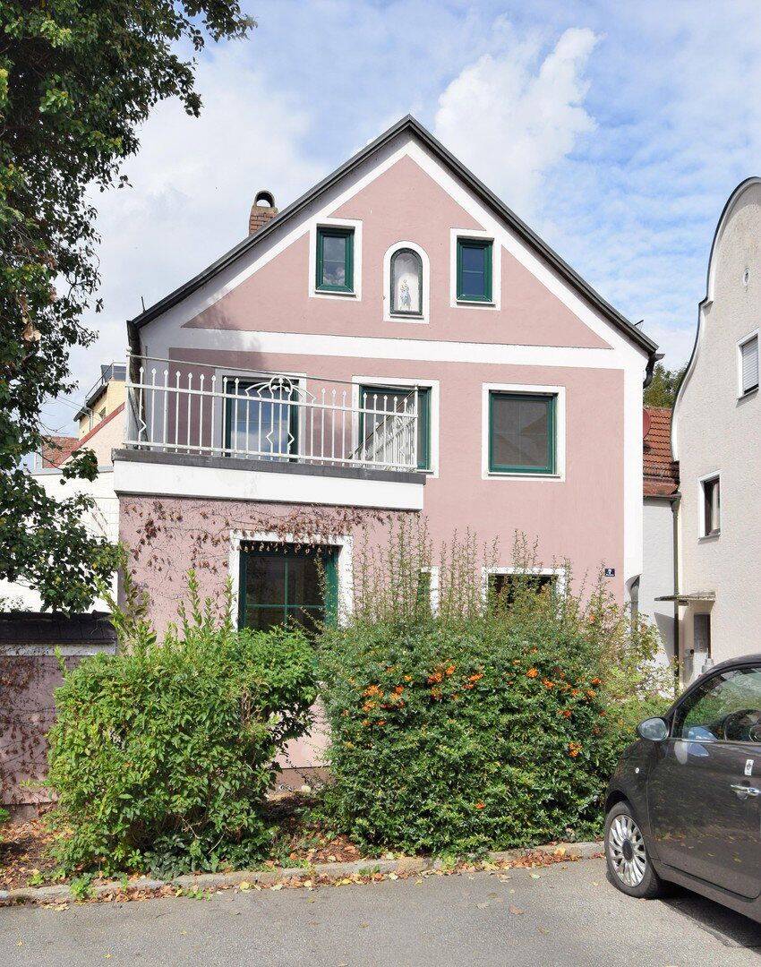 Schönes Stadthaus 140 m2 ohne Maklerprovision in 94333 Geiselhöring (Straubing/Haindling), 94333 Geiselhöring