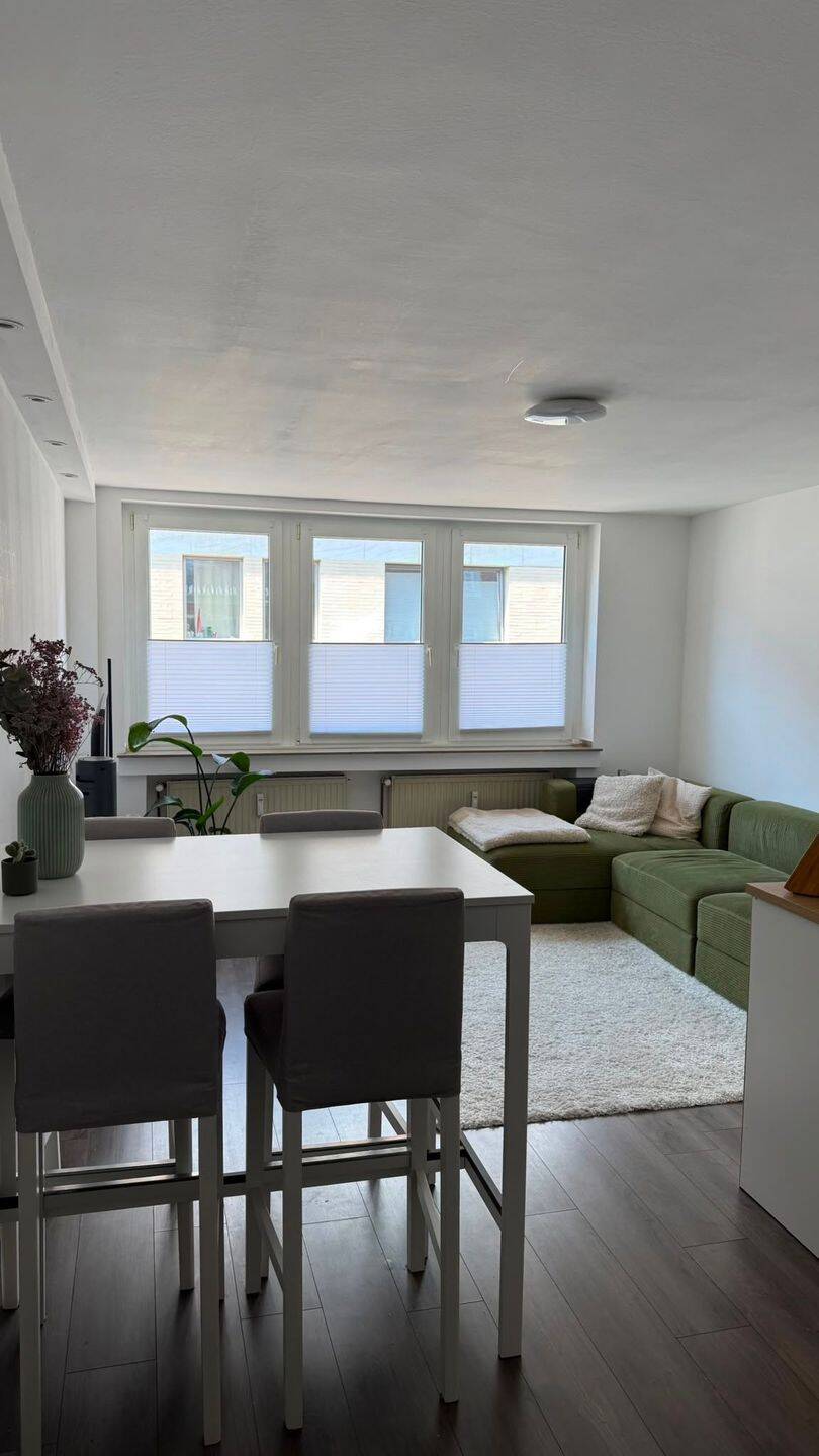 *Zwischenmiete 24.08.26 – 15.07.27* Ruhige 67qm Wohnung mitten in der Düsseldorfer Altstadt, 40213 Düsseldorf