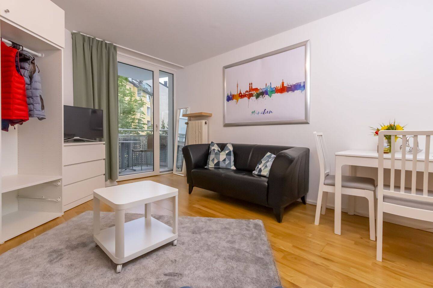 Gepflegtes 1-Zimmer-Appartement in Bestlage, 80796 München (Schwabing-West)