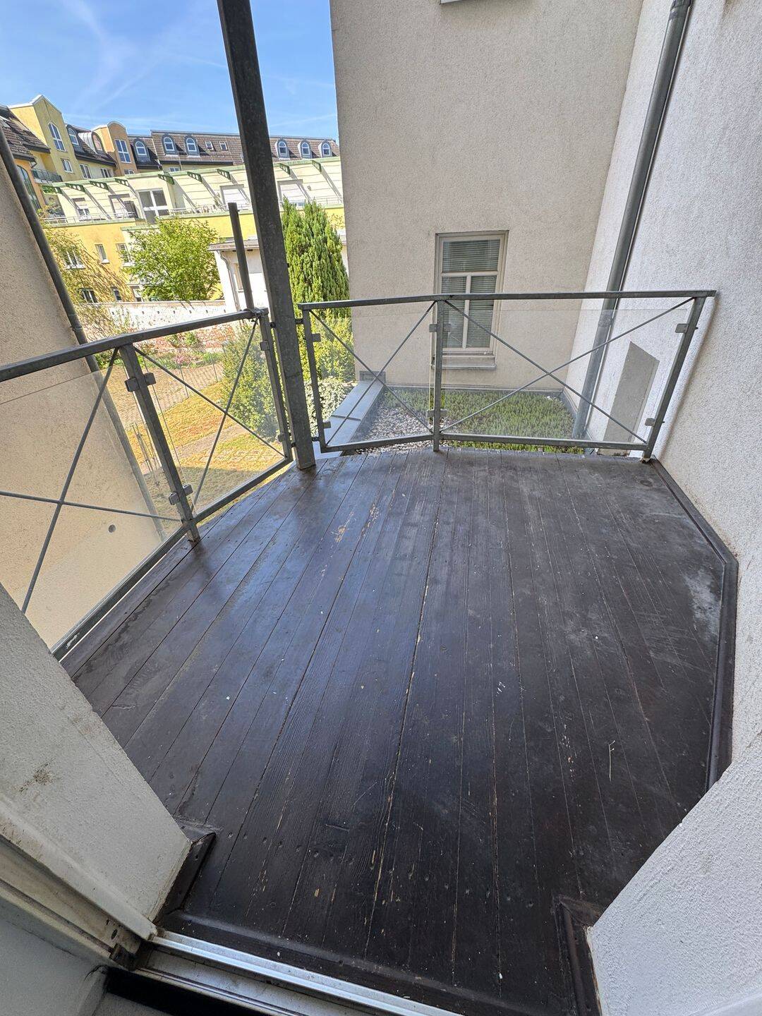 ==Großzügige 3-Zimmer-Wohnung mit Balkon in Debschwitz==, 7548 Gera