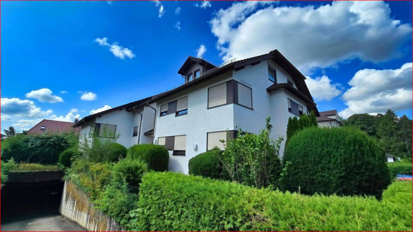 2 Zimmer Dachgeschoss Wohnung in der Nordstadt, 75177 Pforzheim (Katharinenthalerhof Eutingen Nordstadt Nordweststadt Oststadt)