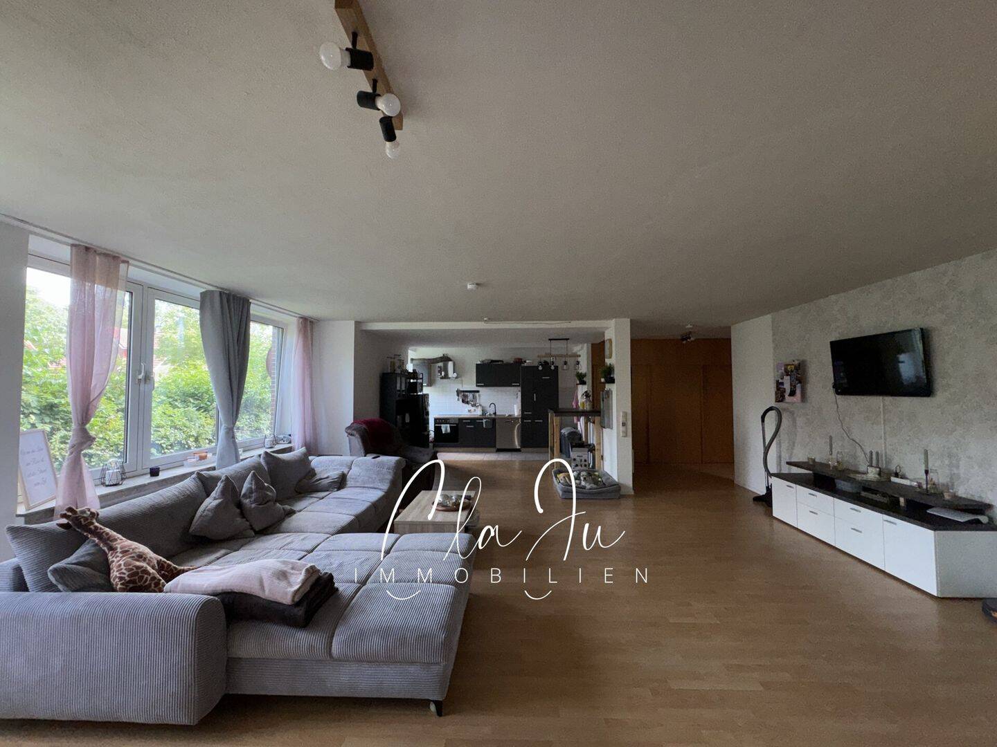3-Zimmer-Wohnung in Tettens mit kleinem Garten und PKW-Stellplatz, 26434 Wangerland