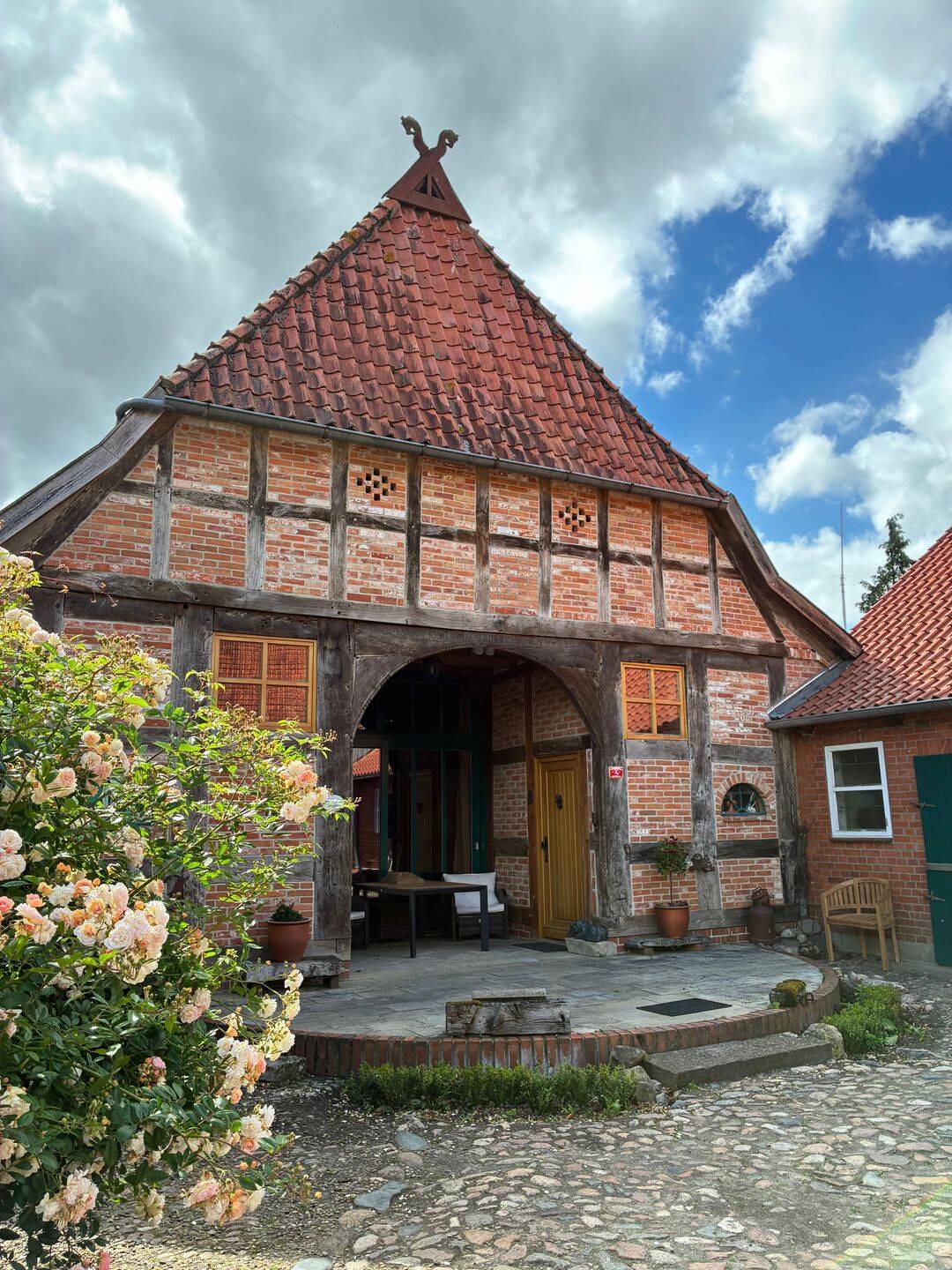Charmantes Resthof-Anwesen mit zwei Wohneinheiten, Nebengebäuden und großem Grundstück in Dörverden-Westen, 27313 Dörverden