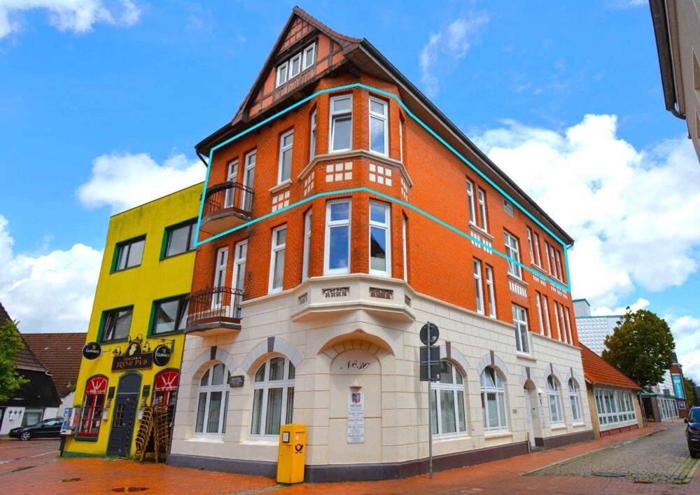 Gepflegte Altbau-Wohnung im 2. Obergeschoss zu vermieten, 25746 Heide