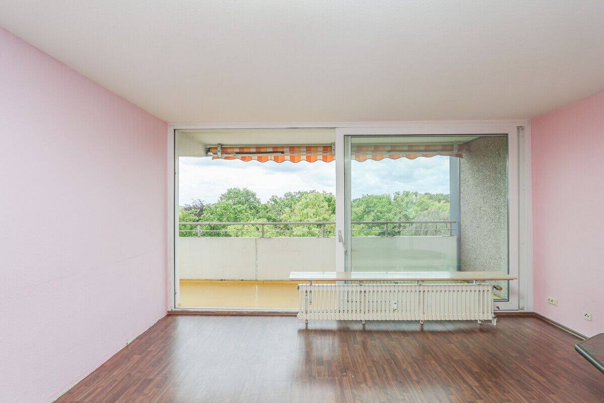 Großzügige 3-Zimmer-Wohnung mit zwei Balkonen über den Dächern von Kaarst, 41564 Kaarst