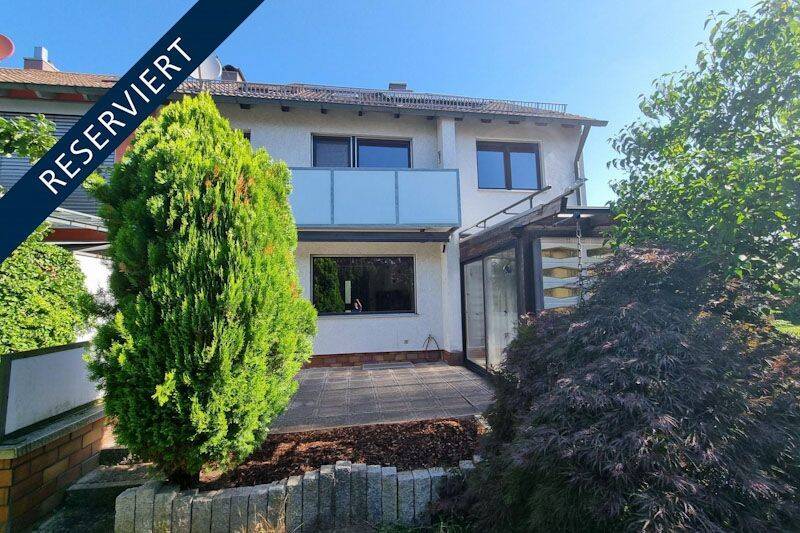 Sonnendurchflutetes XXL-Reiheneckhaus mit großer Garage in ruhiger Altdorf-Wohnlage, 90518 Altdorf b. Nürnberg