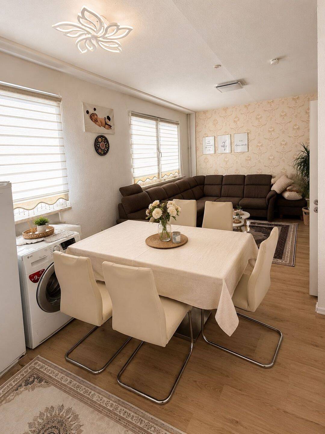 4 Raum Wohnung Halle Neustadt, 6122 Halle (Saale) (Nietleben Nördliche Neustadt Saaleaue)