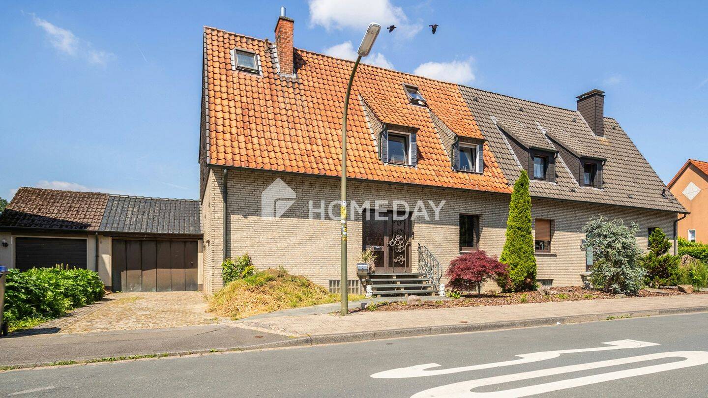 Attraktive Doppelhaushälfte mit zwei Wohneinheiten und viel Platz, 59075 Hamm (Bockum-Hövel Heessen)