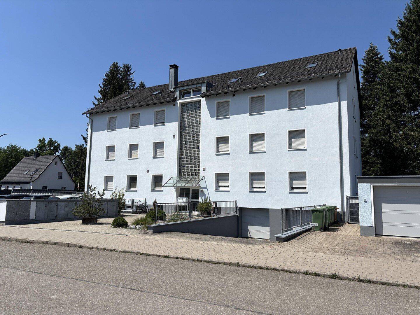Renovierte 4-Zimmer-Wohnung in Roth – perfekt für die Familie –PROVISONSFREI–, 91154 Roth