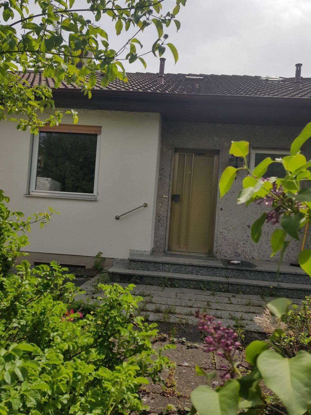 Immobilie mit Charakter: provisionsfreies Mehrgenerationenhaus in Adelshof, 82276 Adelshofen