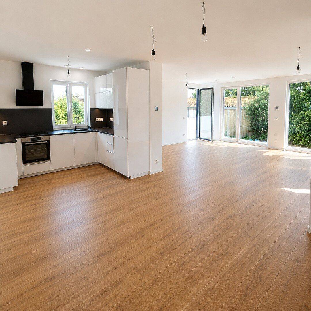 Helle und moderne 4,5 Zimmer Wohnung in ruhiger Lage in Hemau, 93155 Hemau