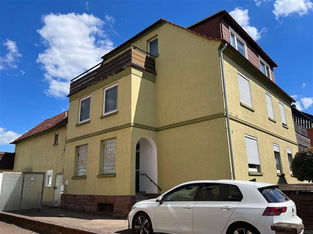 Holzminden – 1,5 Zimmer Wohnung im 1.Obergeschoss mit Balkon, 37603 Holzminden