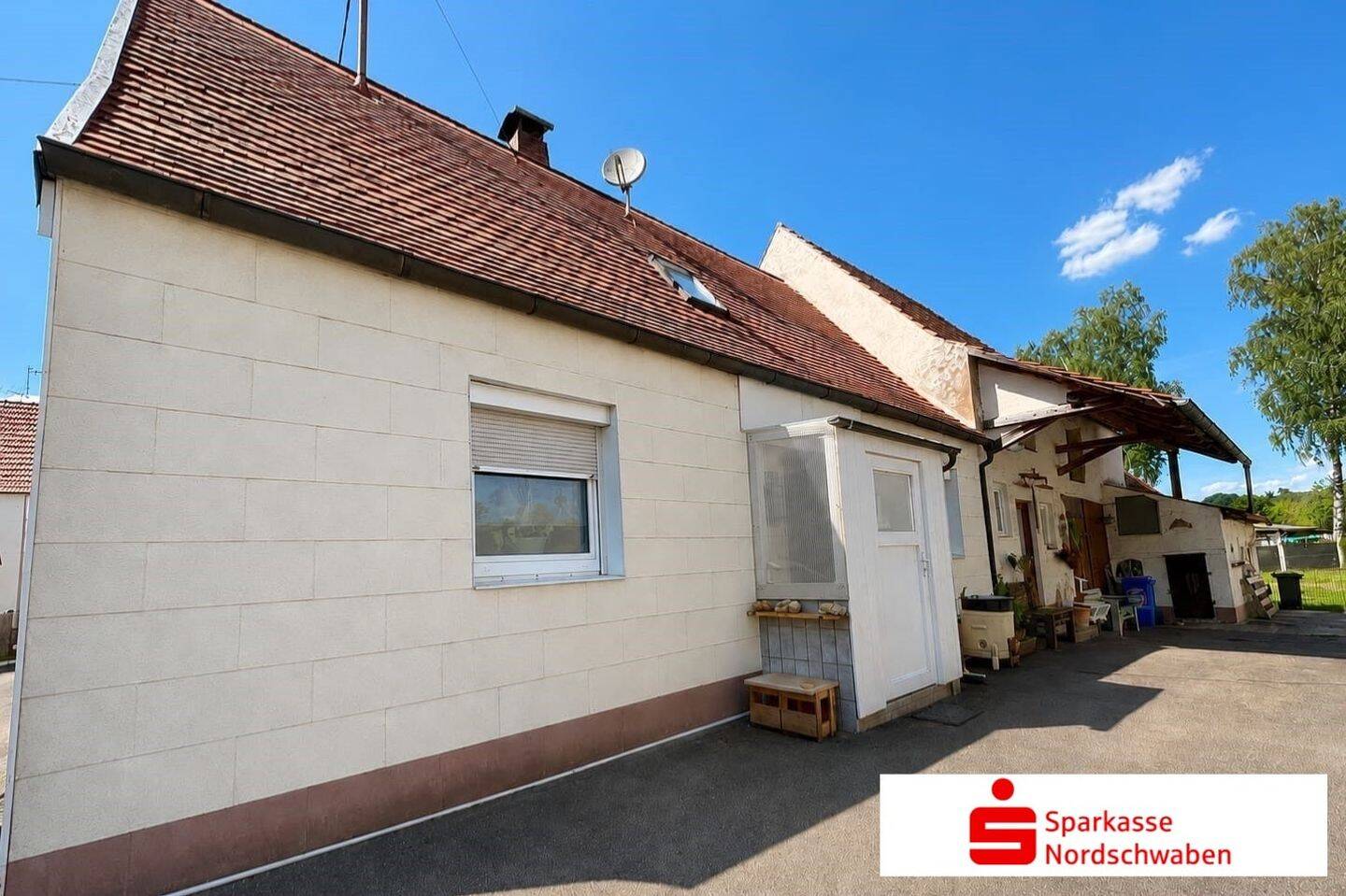 Ländlicher Charme sucht geschickte Hände – Ihr Herzensprojekt in Megesheim, 86750 Megesheim