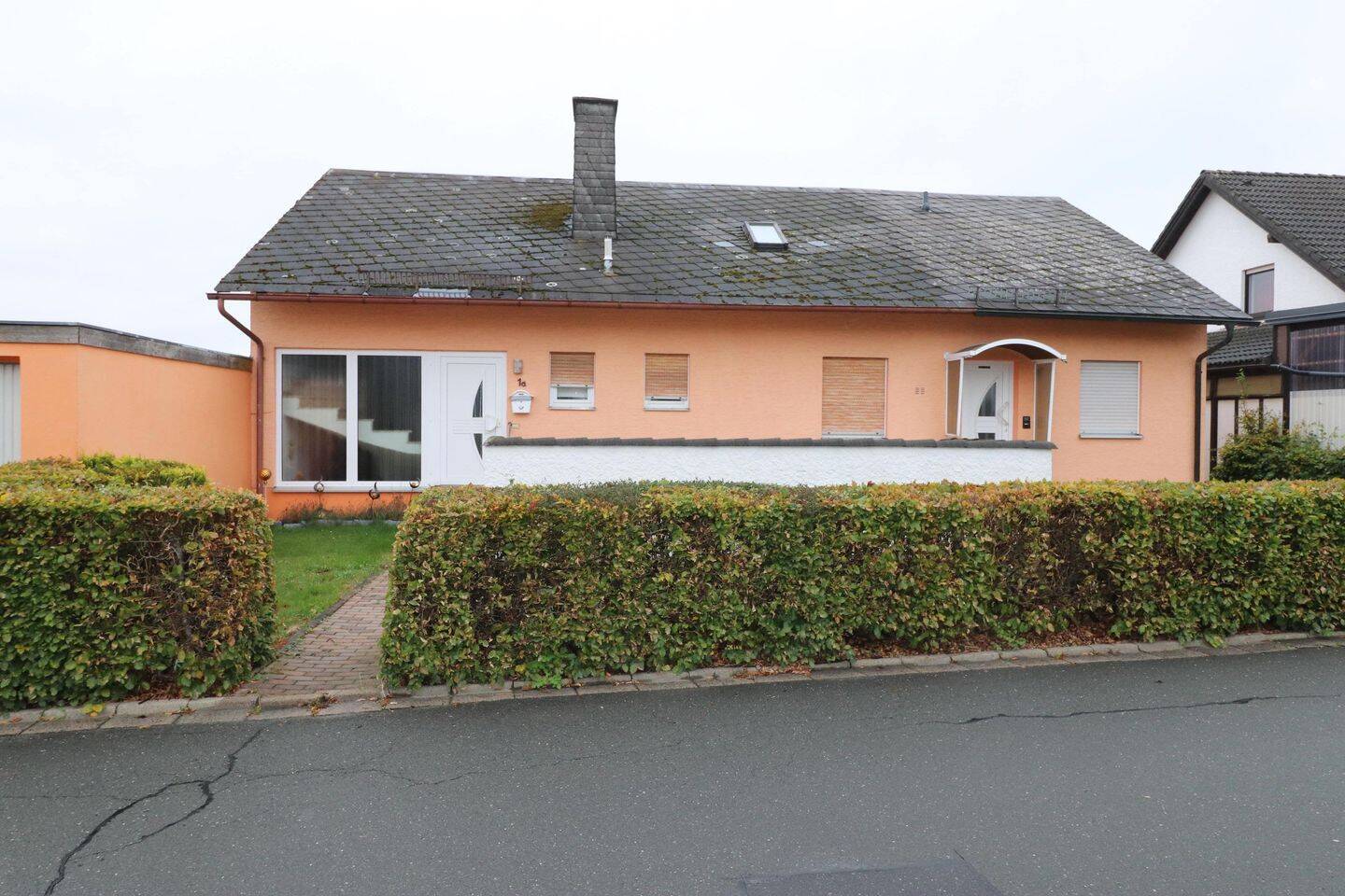 Ein Haus, zwei Möglichkeiten: Wohnen und vermieten, 96365 Nordhalben
