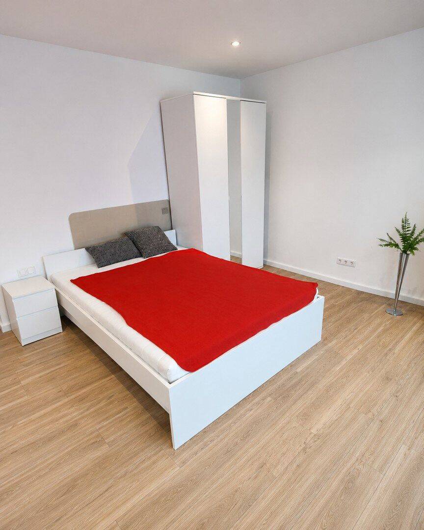 Noch 2 freie WG Zimmer in zentraler Lage in Heilbronn Sontheim, 74081 Heilbronn (Horkheim Klingenberg Sontheim)
