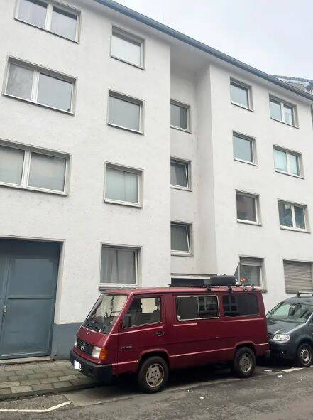 Gut geschnittene 2- Zimmer Wohnung mit Balkon und viel Tageslicht, 51103 Köln (Kalk Höhenberg Merheim Vingst)