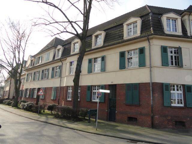 *praktische 2-Zimmer-Wohnung mit Balkon*, 47259 Duisburg (Huckingen Hüttenheim Mündelheim Ungelsheim Wanheim-Angerhausen)