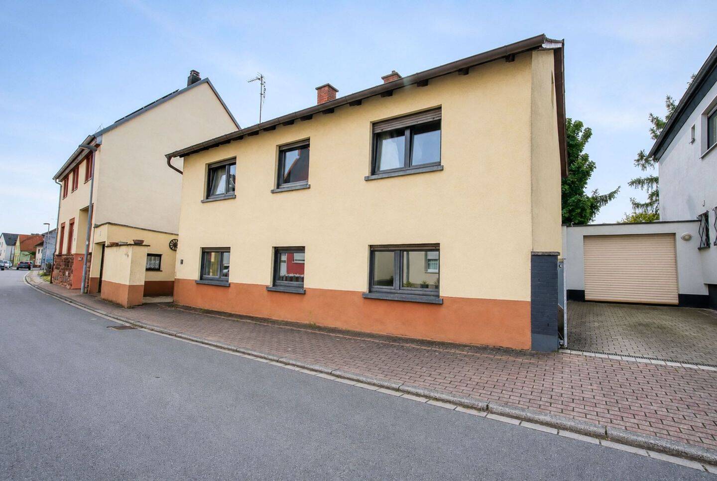 Einfamilienhaus mit Potential in Heddesheim, 68542 Heddesheim