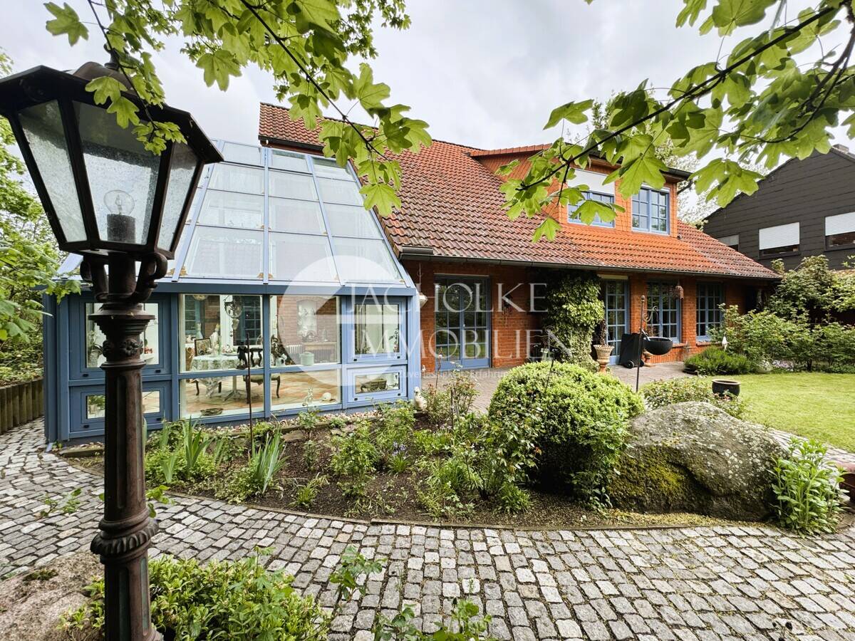 Stilvolle Eleganz trifft Familienidylle – Exklusives Wohnen am Feldrand, 29571 Rosche