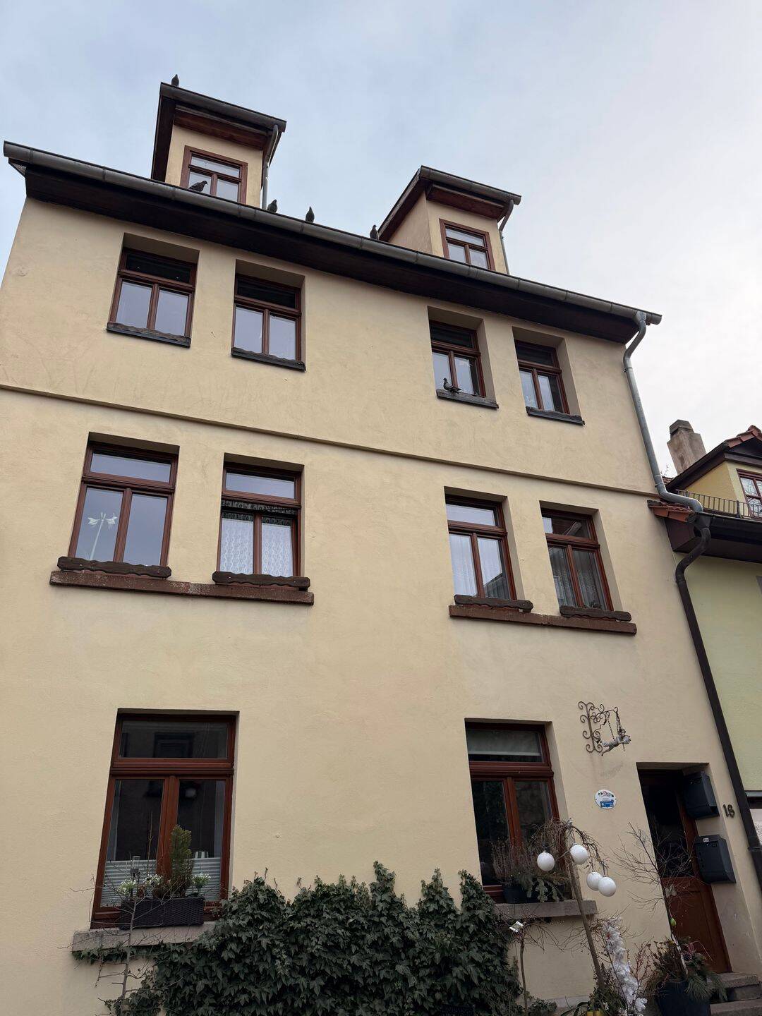 Historisches 3-Familienhaus mit Charme, solider Substanz und vielseitigen Nutzungsmöglichkeiten, 99310 Arnstadt
