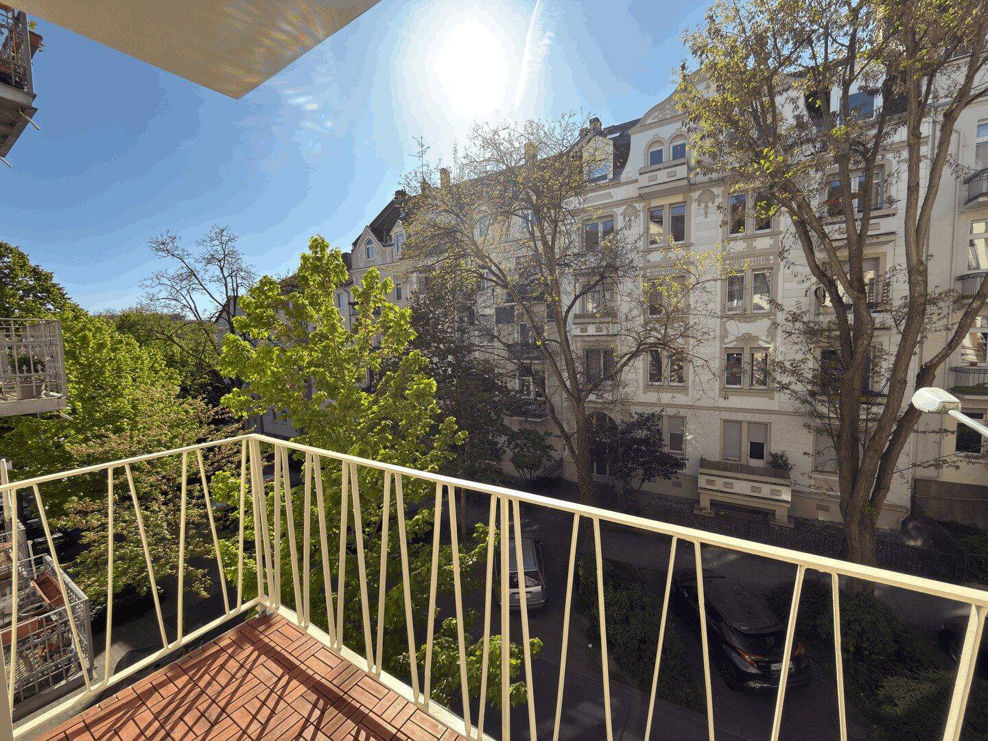 Frisch saniert & sofort verfügbar: Stilvolle 2-ZKB im Dichterviertel Wiesbaden, 65195 Wiesbaden (Wiesbaden)
