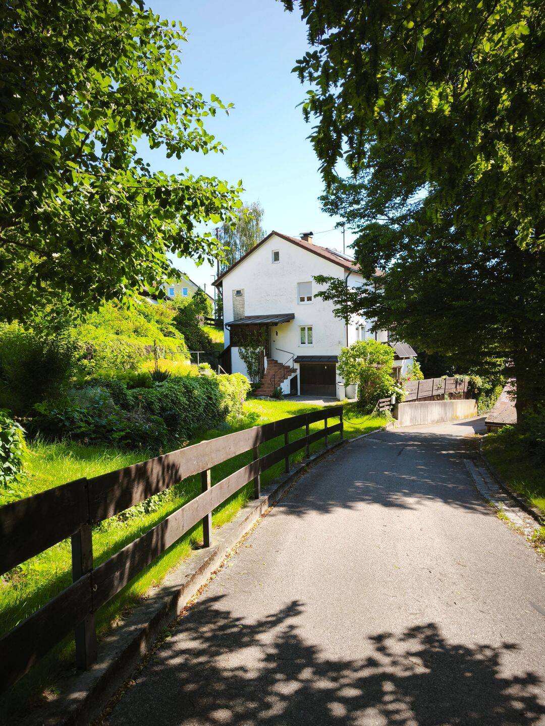 Zweifamilienhaus in ruhiger, zentraler Lage, 85304 Ilmmünster