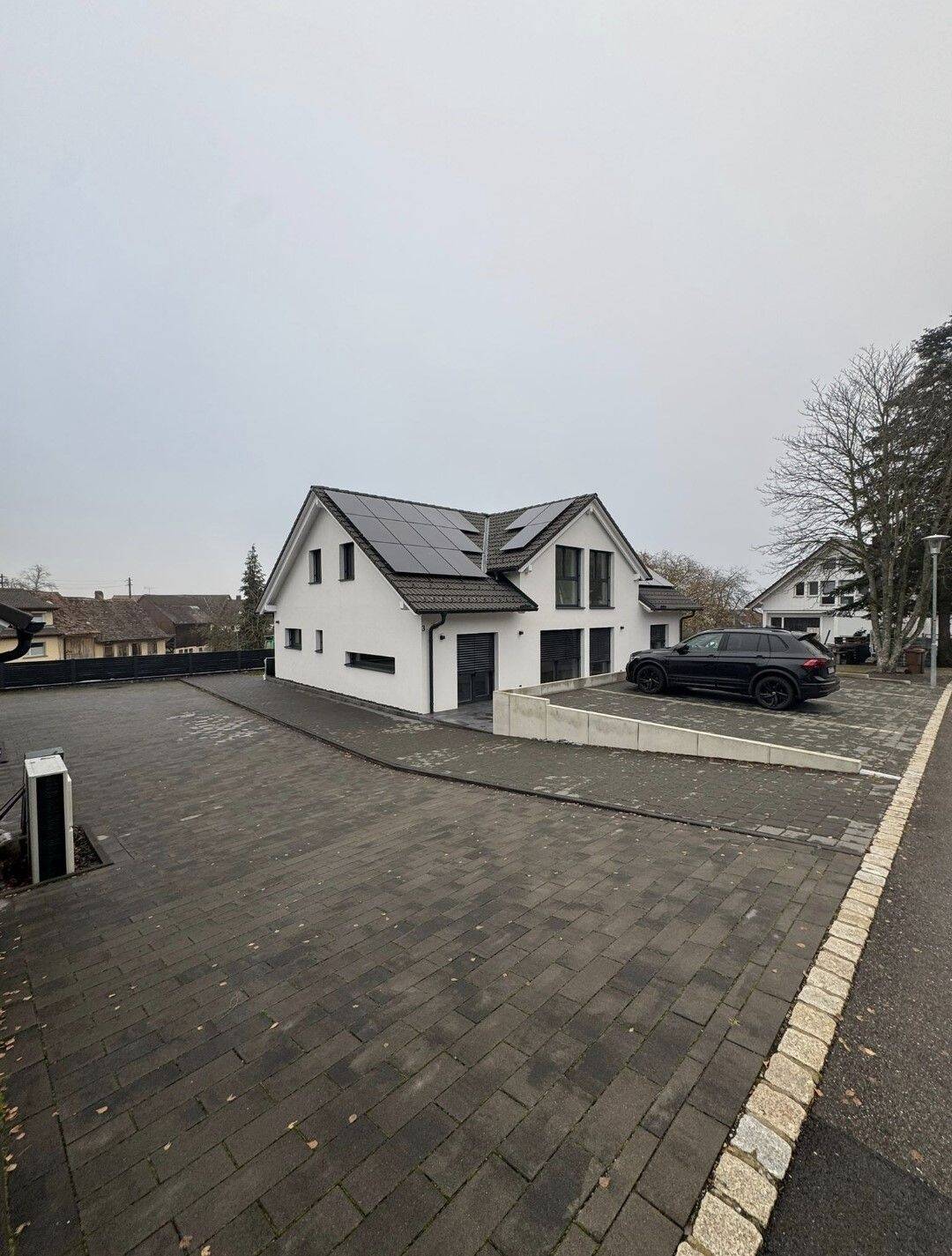 – Erstbezug – Exclusivität und Moderne in Vollendung – Lichtdurchflutetes und erstklassiges EFH sucht seines Gleichen – Bj 2024/25, 78250 Tengen