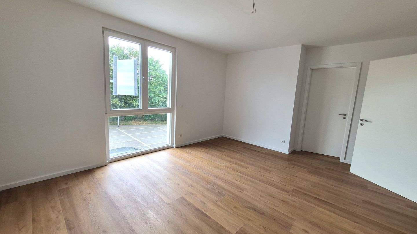 Freie Bes. Dienstag von 18 – 19 Uhr ! Moderner Wohnraum mit gelungener Grundrisslösung  ! Loggia und Stellplatz !  Energieausweis A+ !, 41352 Korschenbroich