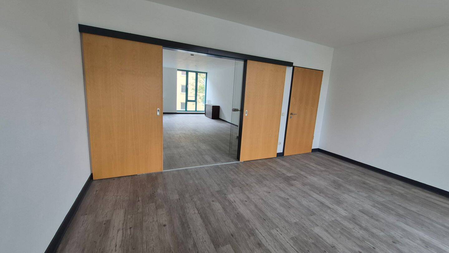 Moderne und Top geschnittene Etagenwohnung in zentraler Lage von MG, Nähe City und Hauptbahnhof, 41065 Mönchengladbach (Hardterbroich Hermges Lürrip Pesch)