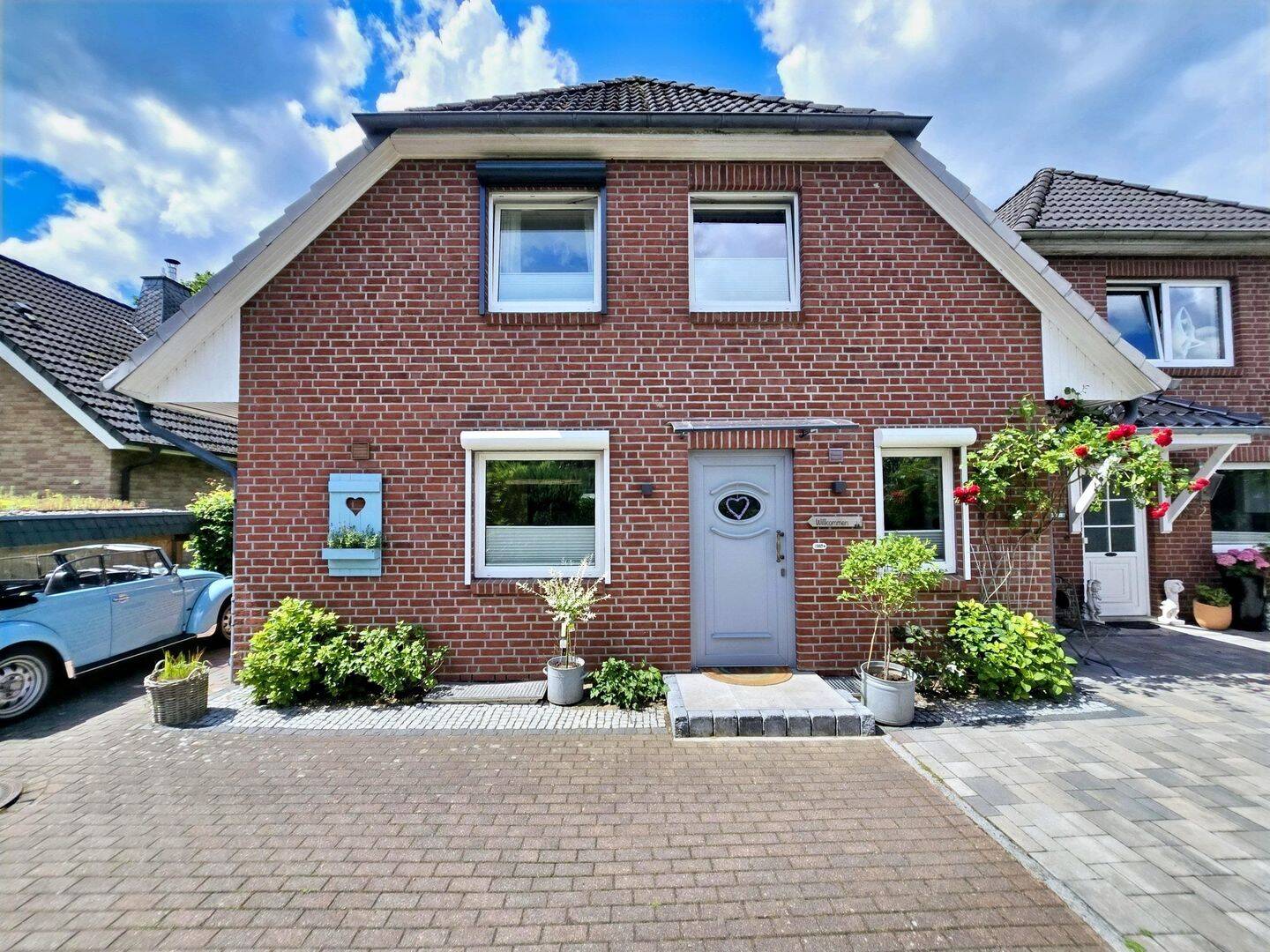 Traumhaftes Doppelhaus in bester Lage – für alle die voraus planen, 22393 Hamburg (Wandsbek Bramfeld Poppenbüttel Sasel Wellingsbüttel)