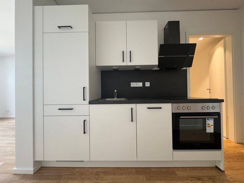 Schöner Wohnen: großzügige 1-Zimmer Wohnung mit Einbauküche im Erstbezug, 4315 Leipzig (Neustadt-Neuschönefeld Sellerhausen-Stünz Volkmarsdorf)