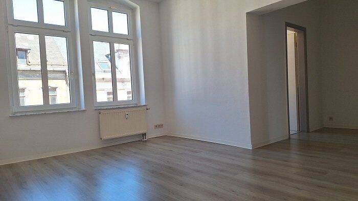 großzügige 3 Raumwohnung mit Balkon und Schlafzimmer hofseitig, 9112 Chemnitz (Altendorf Kaßberg Zentrum)