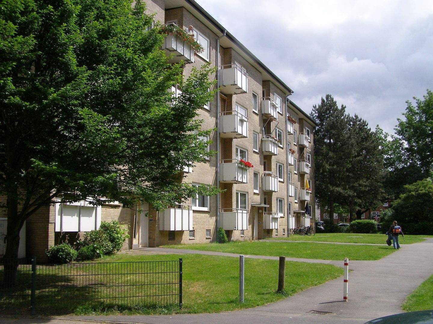2,5 Zimmer Wohnung mit Balkon – nähe U Merkenstraße, 22117 Hamburg (Mitte Billstedt)