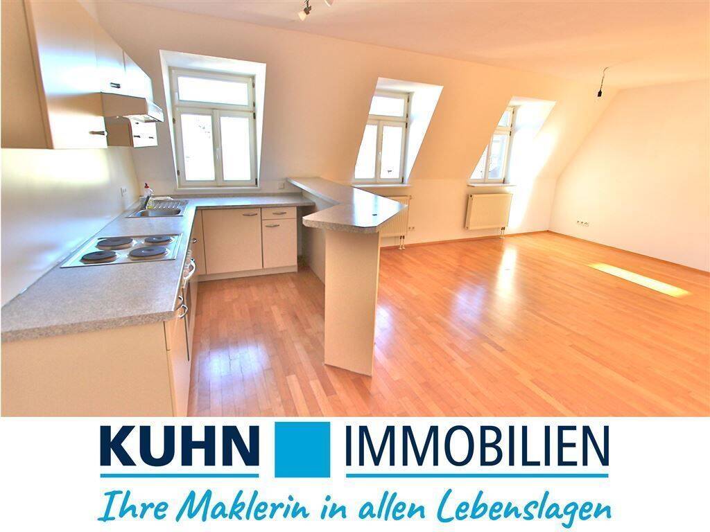 Sind Sie fit für die 3 Etage – dann werden Sie mit einer schicken 2 Zi.- Stadtwohnung belohnt!, 97688 Bad Kissingen