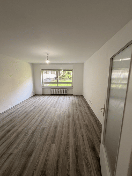 Frisch renovierte 1-Zimmer-Wohnung in schöner Lage!, 45239 Essen (Bredeney Fischlaken Heidhausen Schuir Werden)
