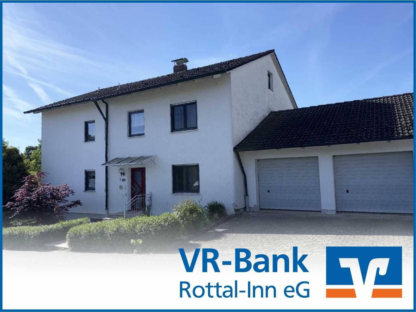 1 – 2 Familienhaus mit Potenzial – großzügig Wohnen unter einem Dach, 84307 Eggenfelden
