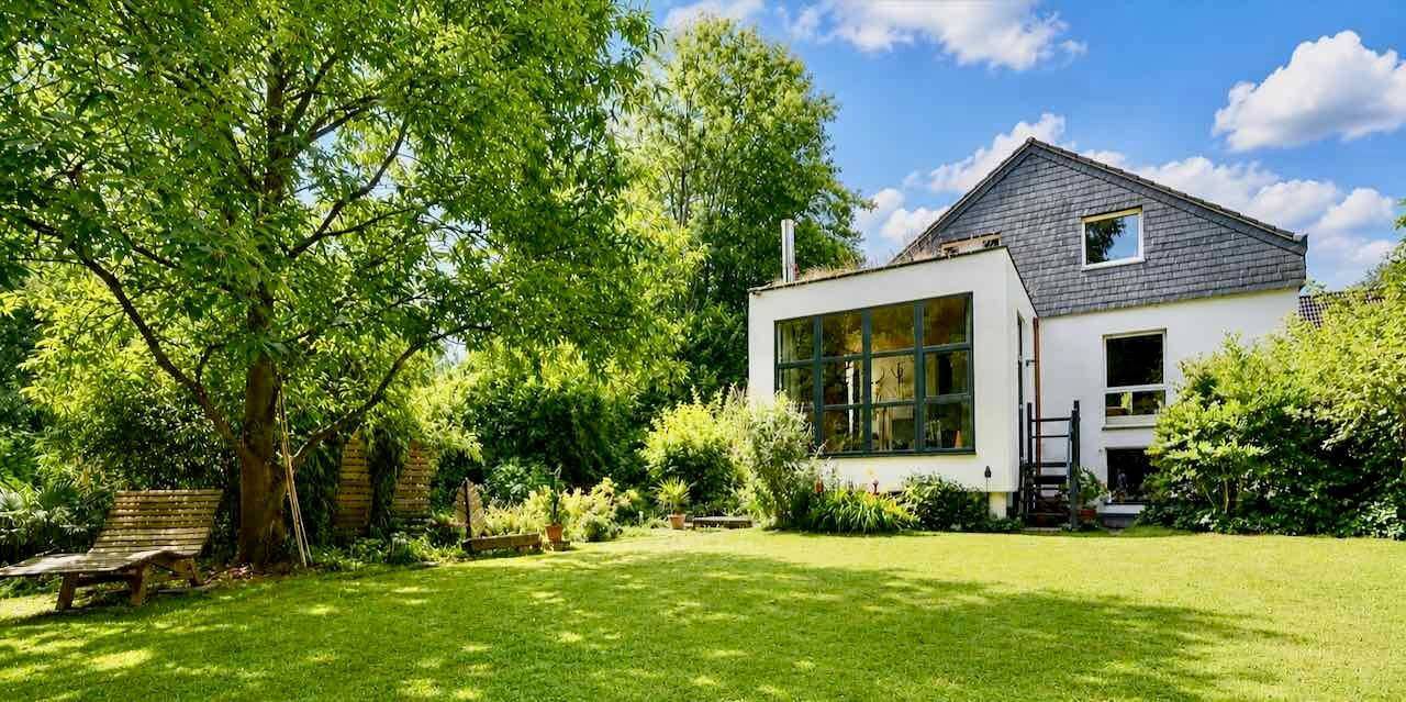 Freistehendes Einfamilienhaus in Atzlenbach – Naturidylle für Tierfreunde und Ruhesuchende, 51381 Leverkusen (Bergisch Neukirchen Lützenkirchen Quettingen)