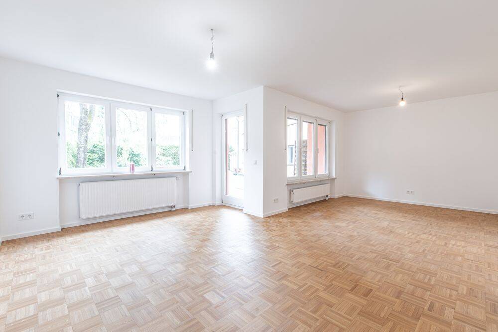 Großzügige 3-Zimmer Wohnung mit Terrasse in ruhiger Lage, 81739 München (Ramersdorf-Perlach)