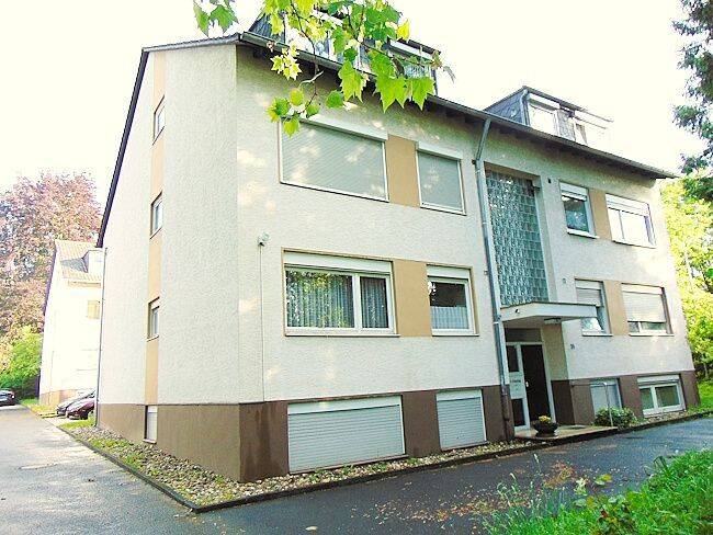 Absolut solide! Hervorragend aufgeteilte 3-Zimmer- Erdgeschoss-Balkonwohnung in gesuchter Lage, 53175 Bonn (Bad Godesberg Friesdorf Plittersdorf)