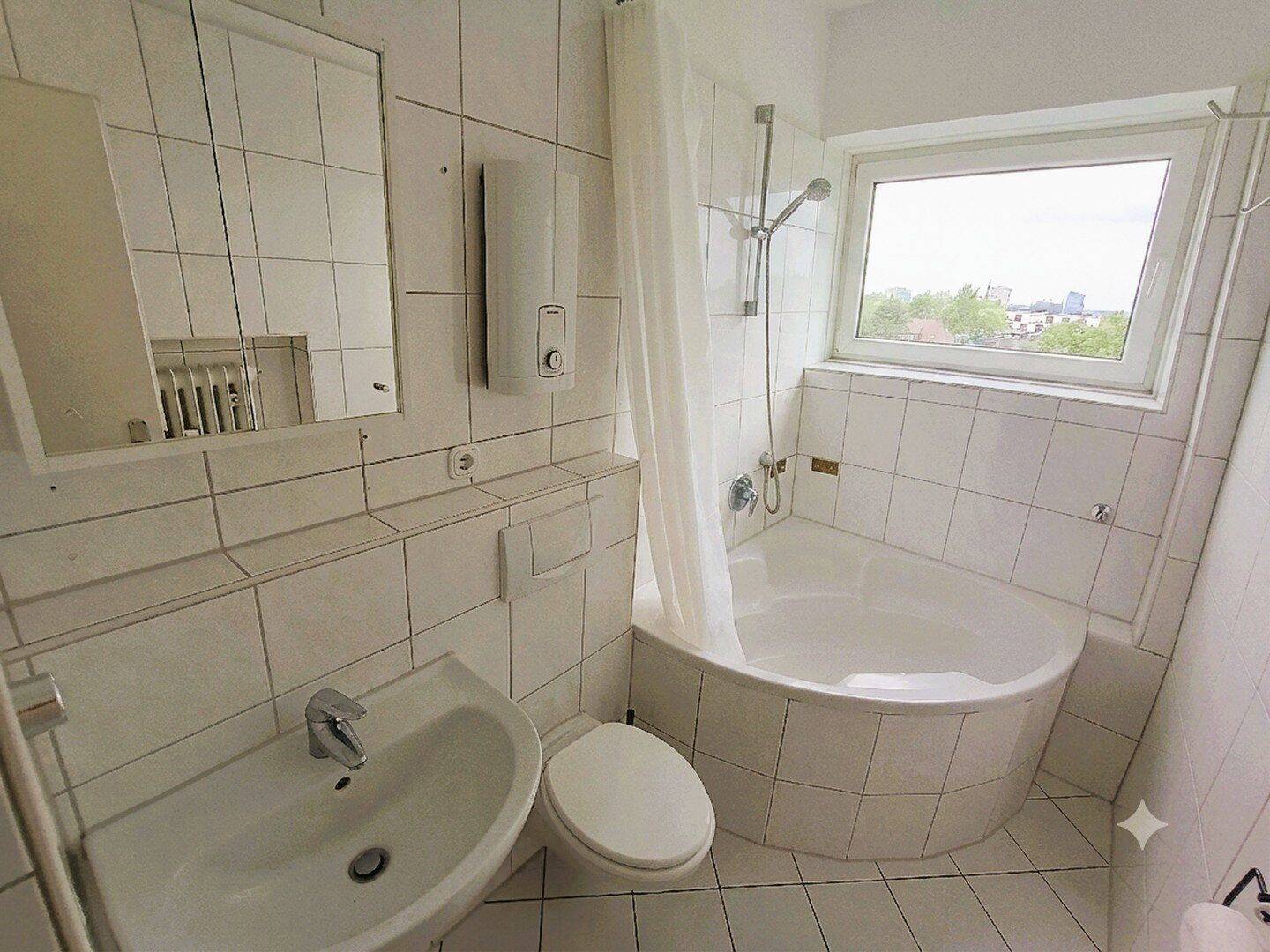 3 Zimmer Wohnung (76m²) in zentraler Lage – mit Balkon, Aufzug, Keller und Waschküche, 44147 Dortmund (Deusen Dorstfeld Lindenhorst Mitte)