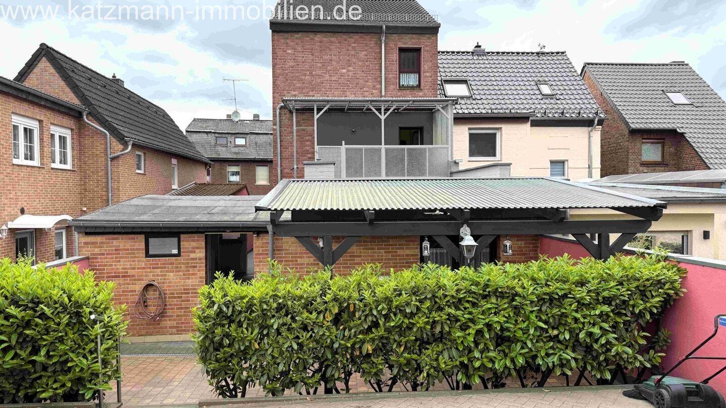 Doppelhaushälfte mit Anbau und zwei Terrassen – sofort bezugsfrei, 50374 Erftstadt