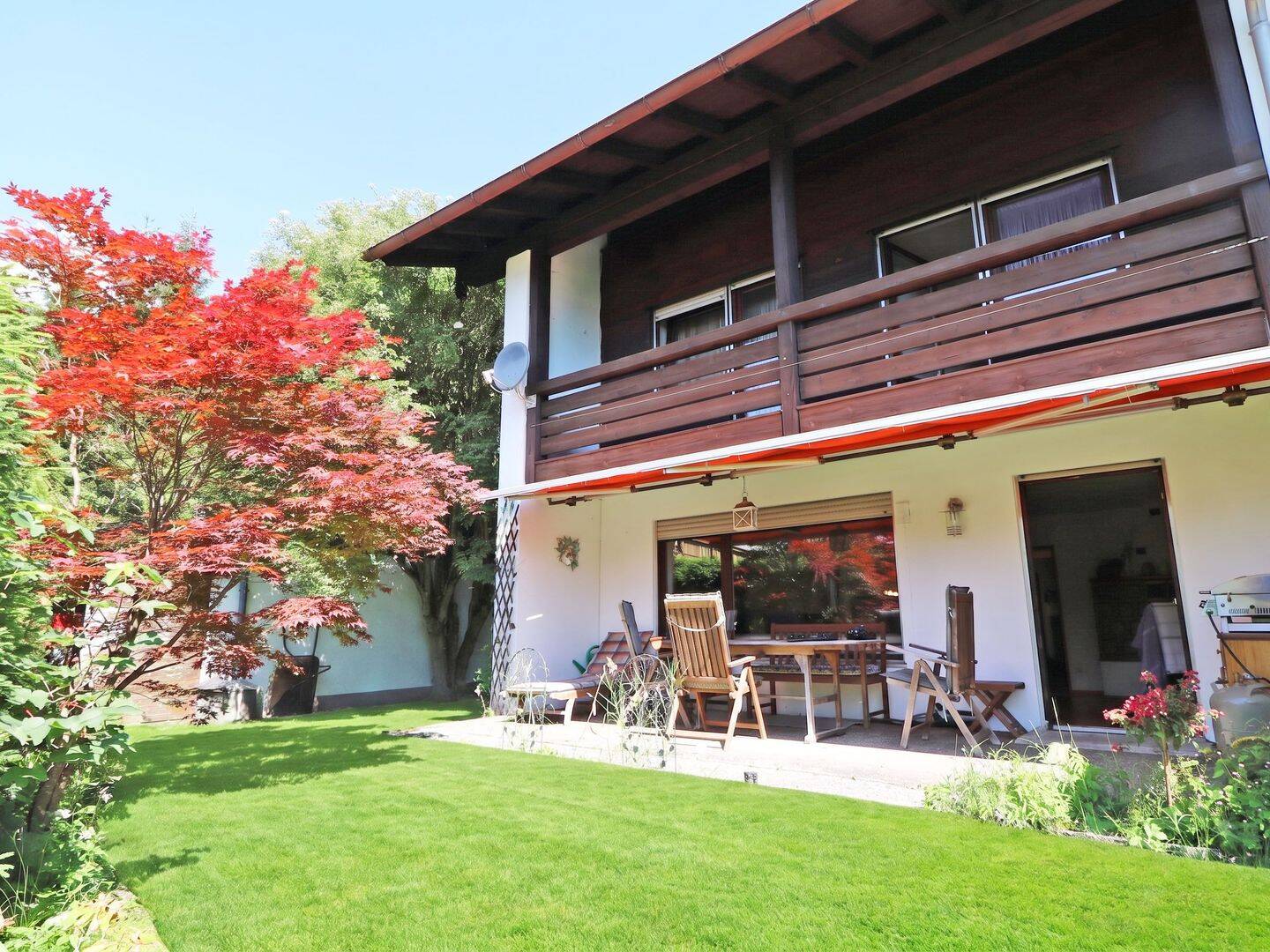 Großzügiges Reihenendhaus mit Garten, Bergblick und guter Anbindung, 83483 Bischofswiesen
