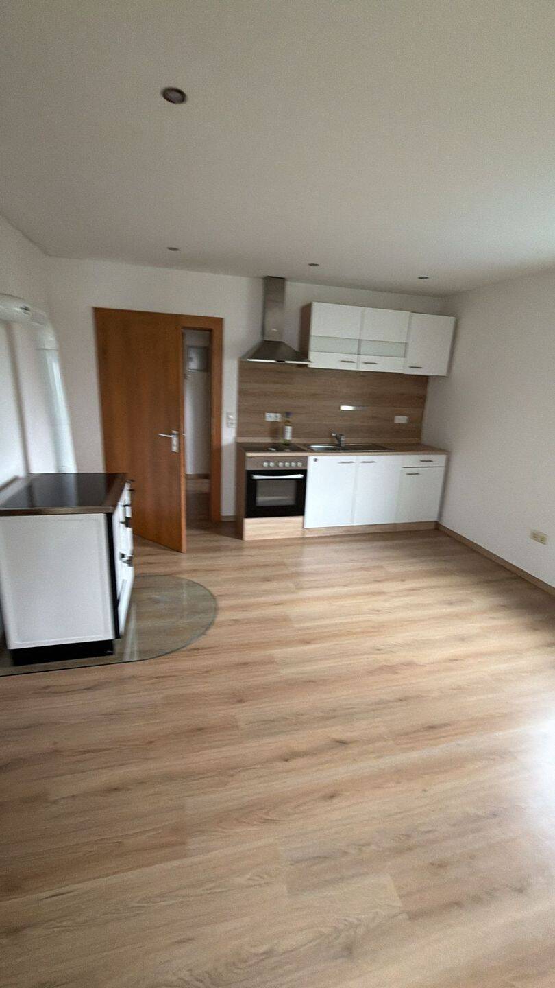 Sonnige 1,5-Raum-Erdgeschosswohnung in Ruhmannsfelden, 94239 Ruhmannsfelden